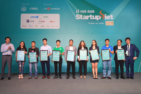 Chungxe in Top 15 Startup Vietnam 2018
